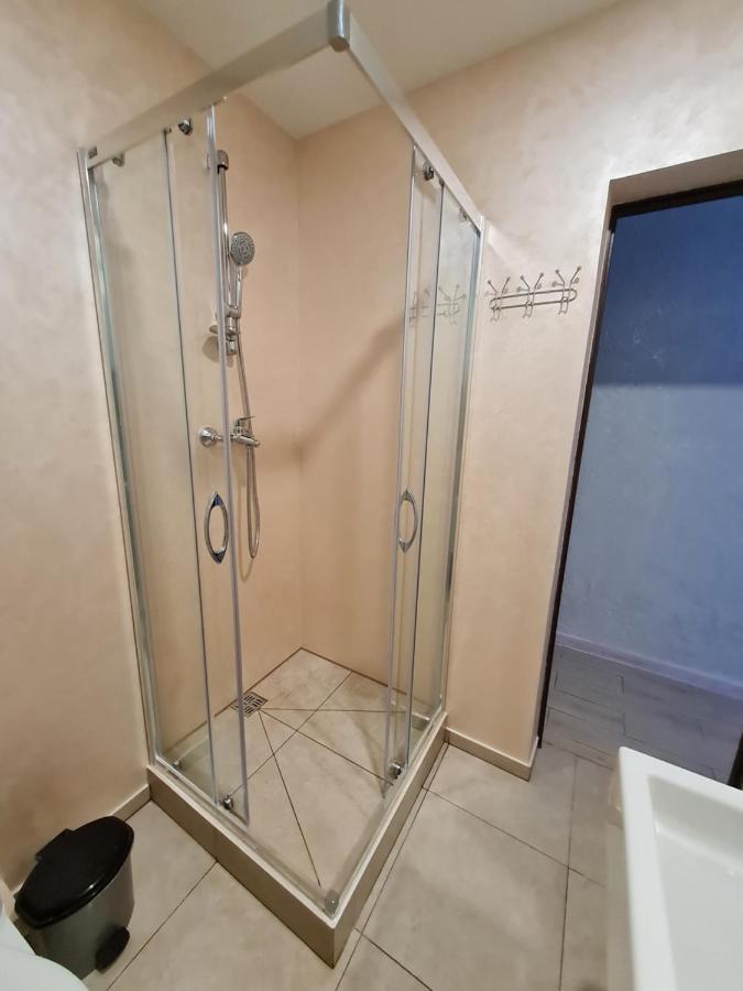 Hotel Lime Киев Экстерьер фото