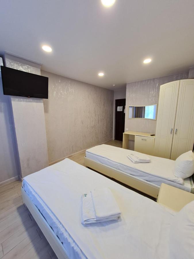 Hotel Lime Киев Экстерьер фото