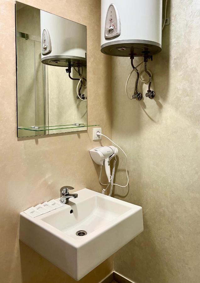 Hotel Lime Киев Экстерьер фото